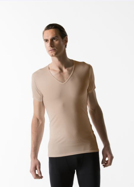 Vネック半袖(680円)