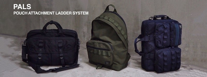 左から、2WAYブリーフケース、デイパック、3WAYブリーフケース