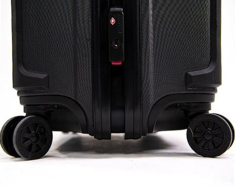 BRIEFING、機能性と耐久性を重視したキャリーケース2モデル