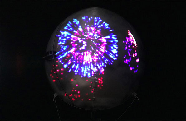 ドローンの筐体に映像を投写するプロジェクションマッピングのイメージ