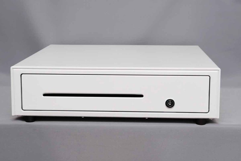 こちらはレシートプリンターに接続して自動オープンが可能なキャッシュドロアー