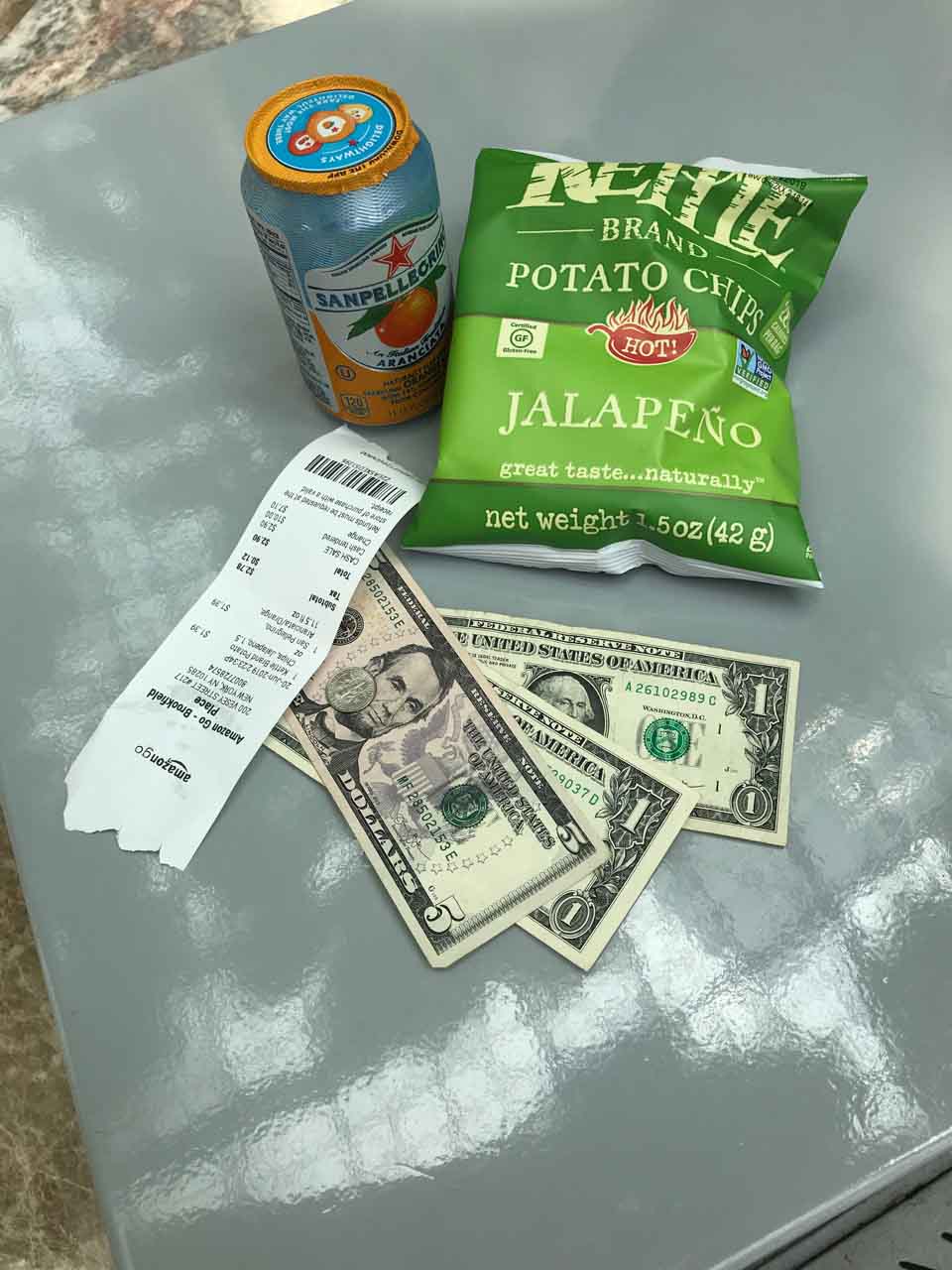 今回の買い物例。余計に時間がかかるのでAmazon Go最大のメリットである気軽さはない