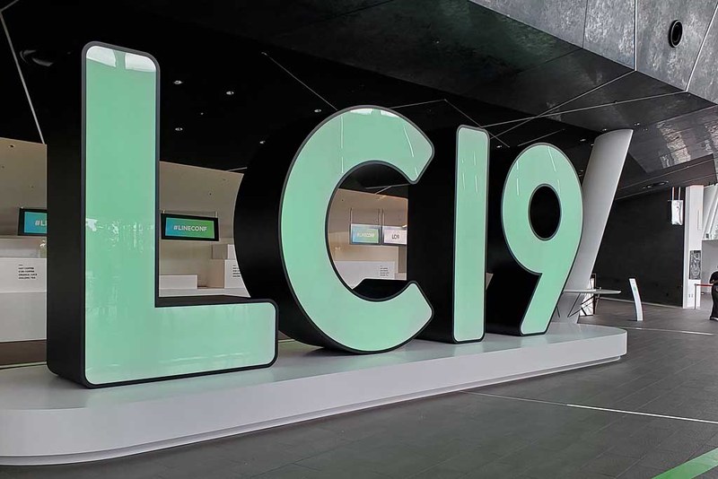 「LINE CONFERENCE 2019」会場入り口に設営されていた巨大看板