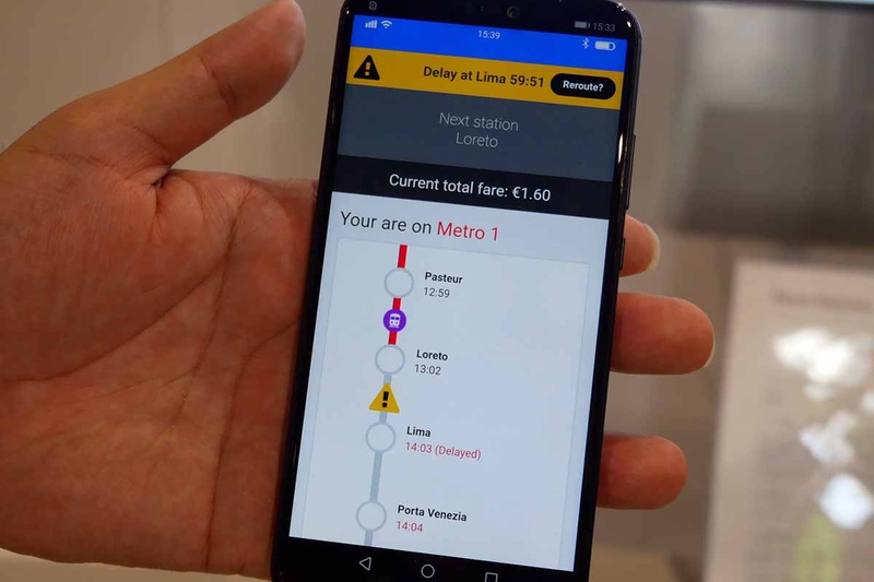 列車の運行に問題が発生したことを表示