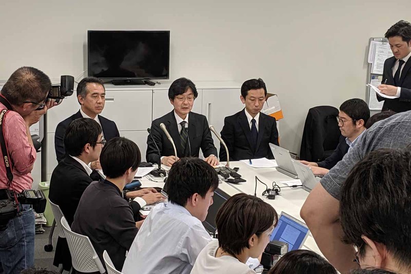 7月4日に開催されたセブン＆アイ・ホールディングス関係者らによる緊急会見。不正事件に対する追求が続いていたが、本当に大事なものを見失わないでほしい