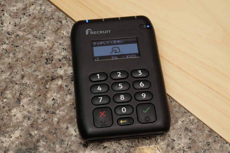 電子マネーは決済時の操作が特に簡単で、店員からも好評