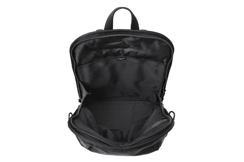 DAYPACK 533-17918 ブラック