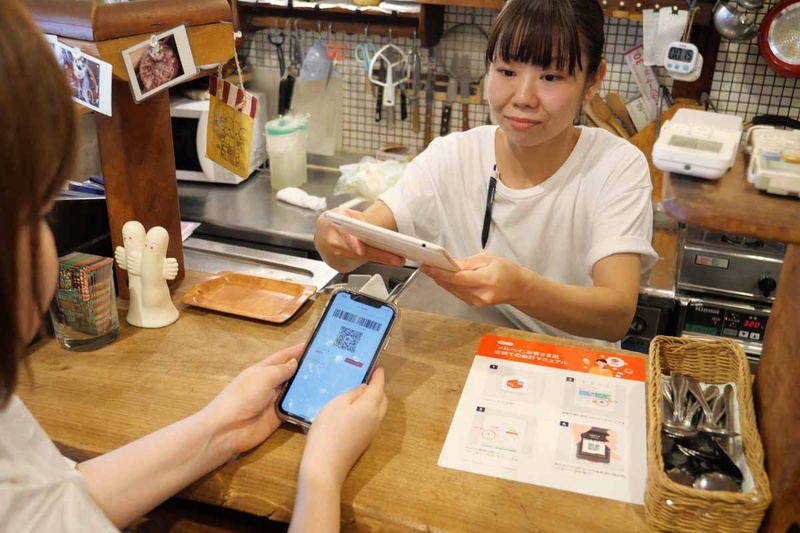 HATTIFNATTでは、店舗読み取り方式でメルペイを採用。従業員の多くがメルカリを利用しなじみがあったことでメルペイ導入を決めたという