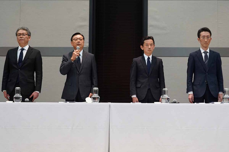 左からセブン&アイネットメディア 田口 広人社長、セブン&アイホールディングスの後藤 克弘 副社長、セブン&アイHD 清水健 執行役員、セブン・ペイ 取締役 営業部長 奥田裕康氏