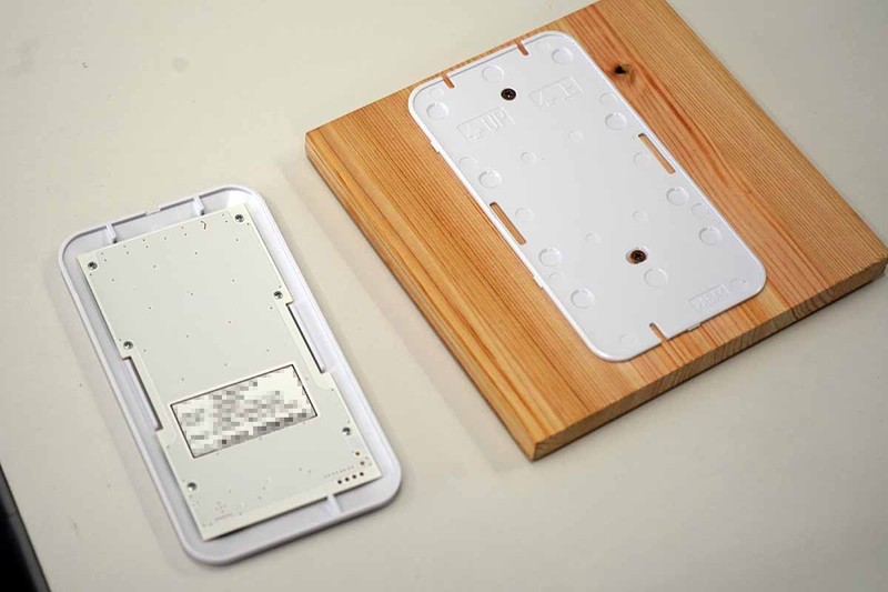 ネジ止めに対応