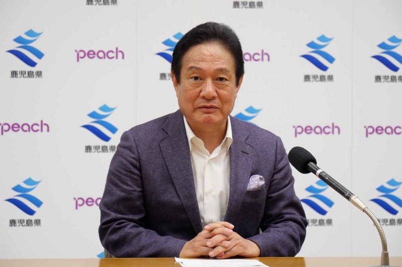 関空～奄美線就航や奄美群島応援団の発足を発表する、ピーチ 代表取締役CEOの井上慎一氏