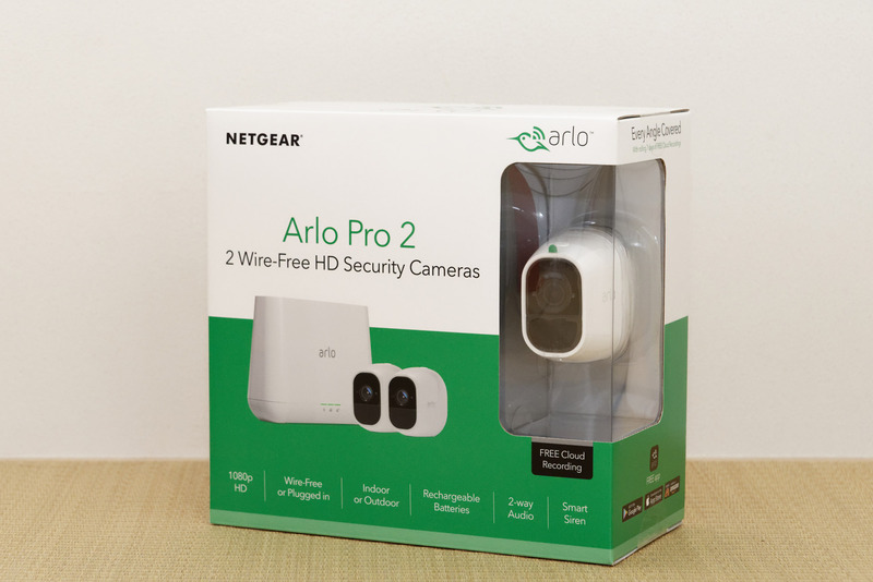 セキュリティカメラ「Arlo Pro 2」(2台セット)のパッケージ
