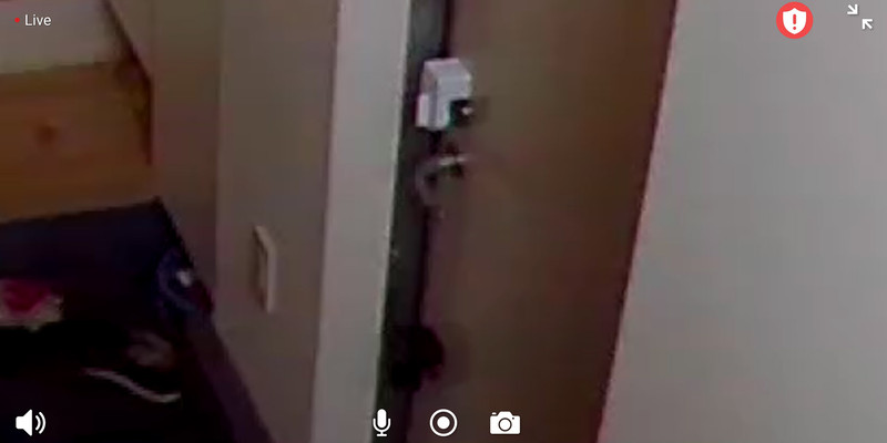 映像を拡大するとスマートロックの状態もちゃんとわかる