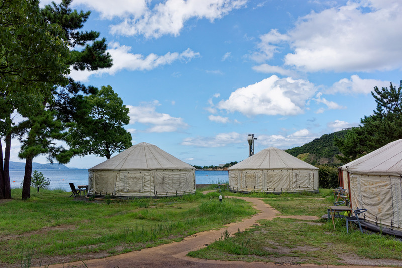 夏休みの数日間を過ごした島のグランピングエリア