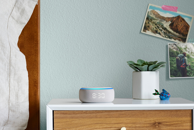 Echo Dot with clock
