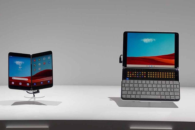 左が「Surface Duo」、右が「Surface Neo」。