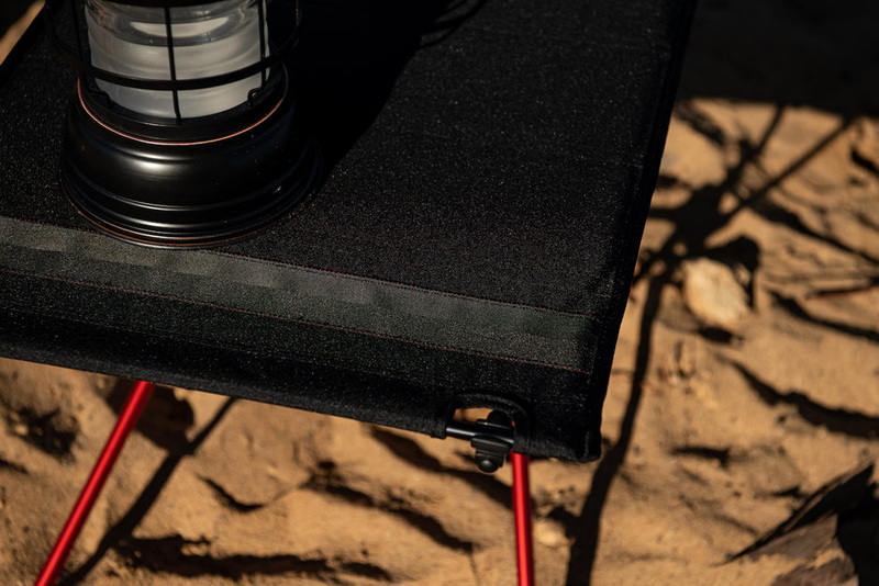 BRIEFING×HELINOX TACTICAL TABLE