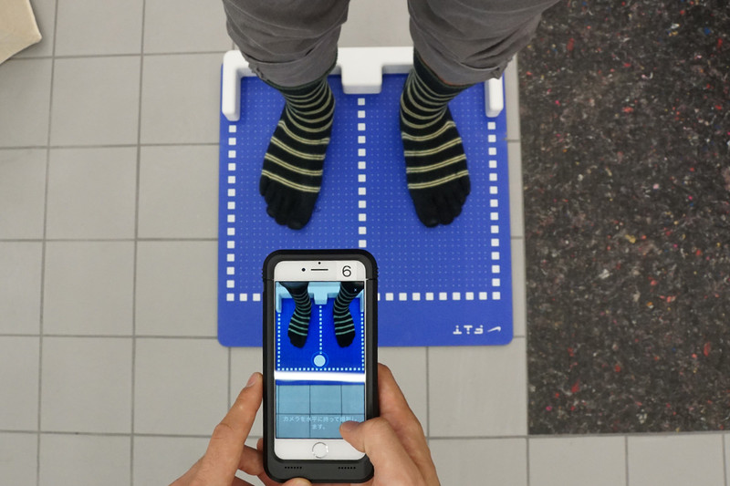 マットに乗って撮影