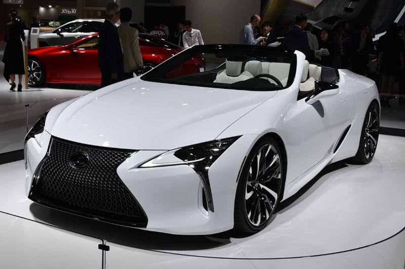 既に既発売のレクサスのラグジュアリークーペ「LC」のオープンコンバーチブルモデルのコンセプト。恐らく発売されるはず。内装が凄く豪華でかっこいいので中も見て欲しい
