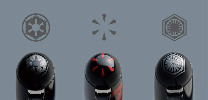 天冠。左から#4 ダースベイダー、#5 ダースモール、#6 カイロレン