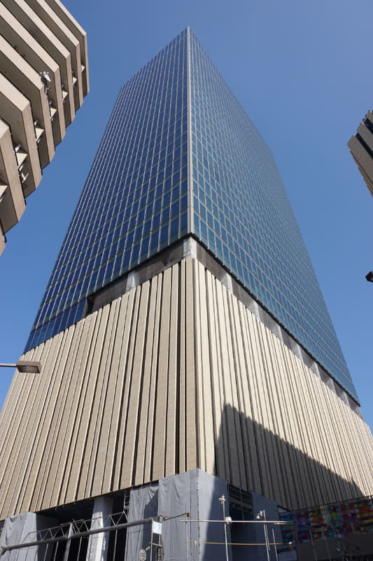建設中のHareza Tower