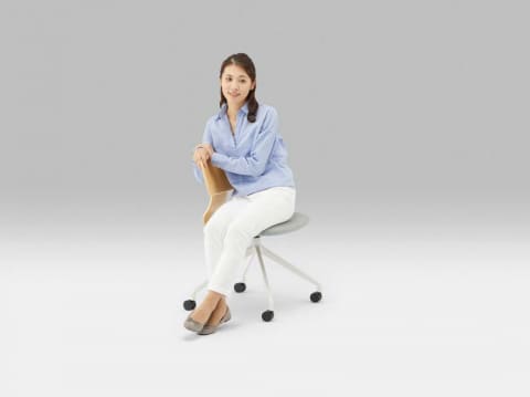 イトーキ　ユルクチェア jurk 未使用品 送料無料】イトーキ Jurk(ユルクチェア) - Kagg.jp