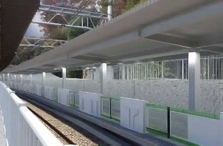 新ホーム(外回り専用)とホームドア