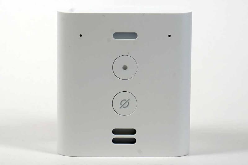 本体前面。上からLED、アクションボタン、マイクオフボタン、スピーカー