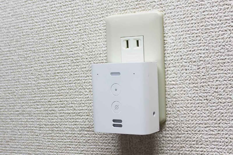 コンセントに装着
