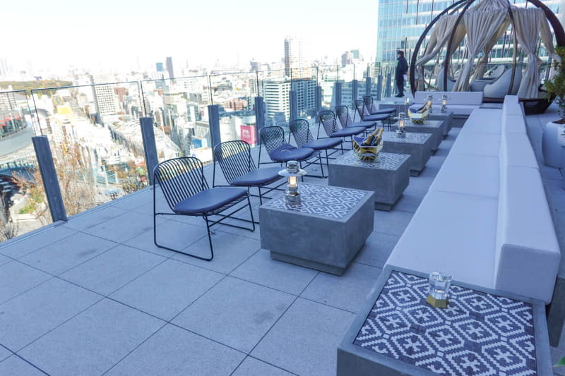 「CÉ LA VI」には渋谷の街並みを見下ろせる席が多数