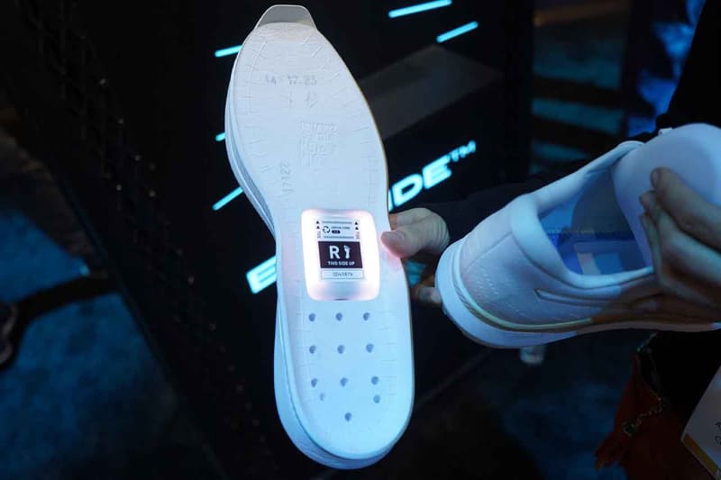 モーションセンサーをシューズの中に内蔵できる