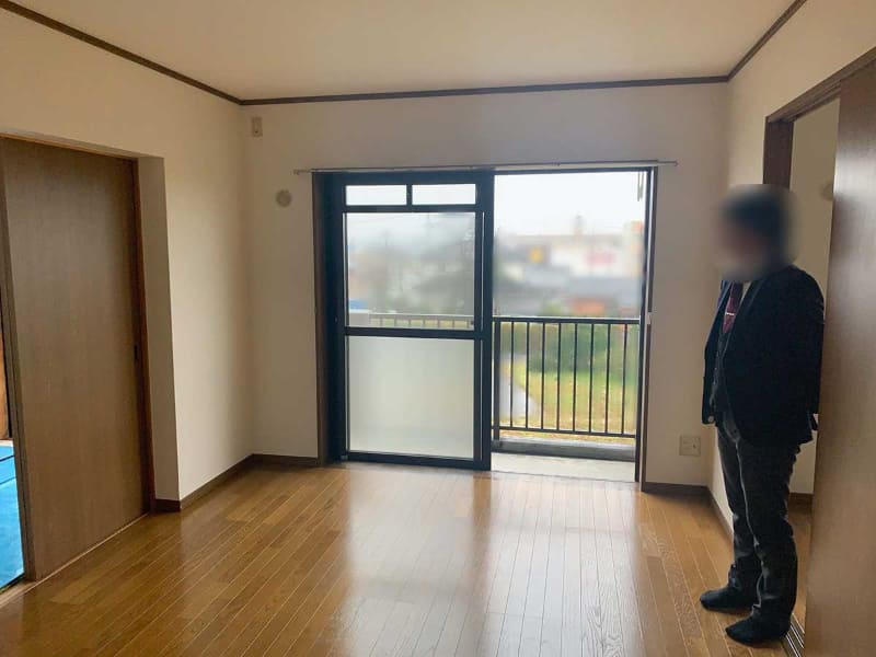 中を案内してもらいながら、Messengerで妻にネット中継