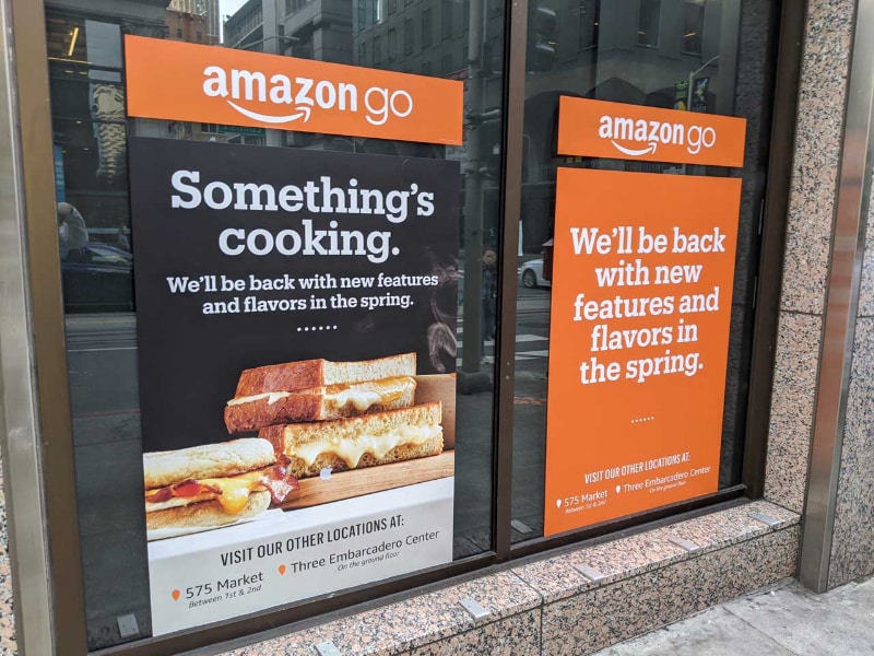 サンフランシスコでリニューアルオープンを予告する店舗(California St店)