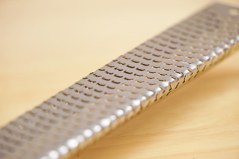 よく見るとひとつひとつの刃が鋭く、ひと目で切れ味のよさがわかる