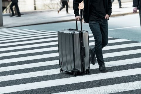 BRIEFING、キャリーバッグ「HD」のBEAMS PLUSコラボモデル