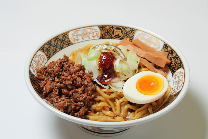 すごい煮干油そば(玉子は含まれない)