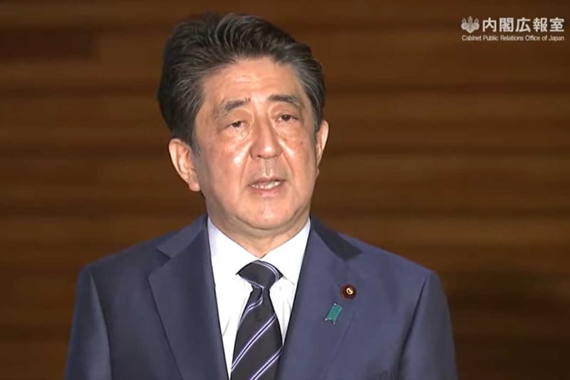 発言する安倍総理(出典：首相官邸YouTubeから)