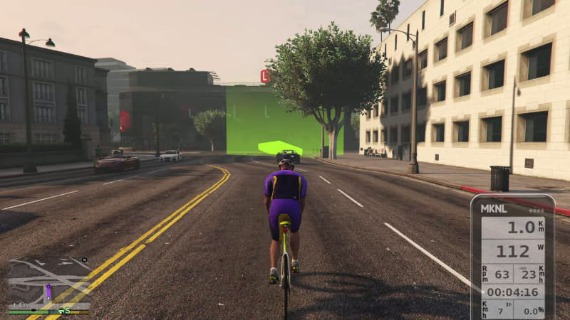 決まったルートを走るときは、ミニマップに表示されるルートやフィールドに現れる緑色の通過目標を目安にする