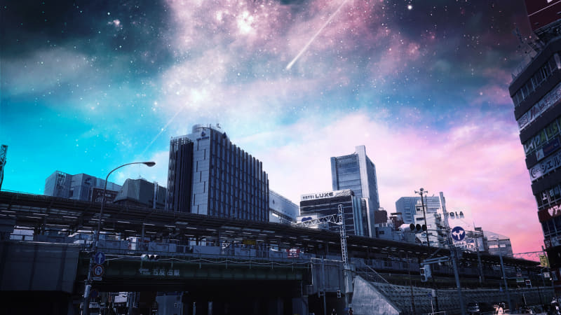 五反田で撮影。さわやかな青空がすっかりファンタジックで怪しい風景に