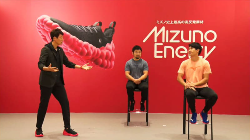 (左から)松岡修造氏、田中史朗選手、飯塚翔太選手