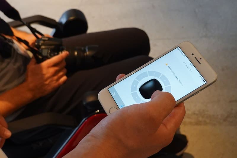 スマホで外部から操作もできる