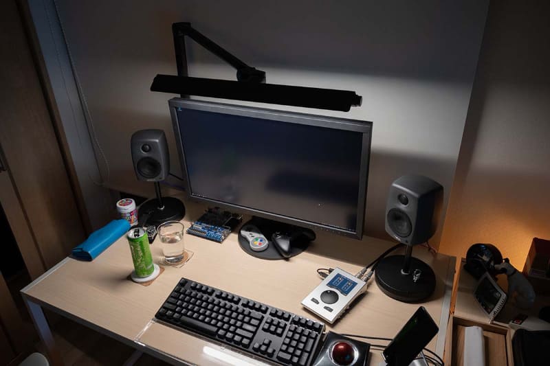 Z-208PRO。点灯したところ