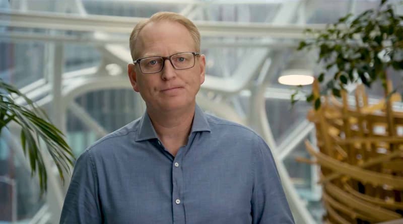 米Amazon デバイス＆サービス担当シニア・バイス・プレジデントのデイブ・リンプ氏