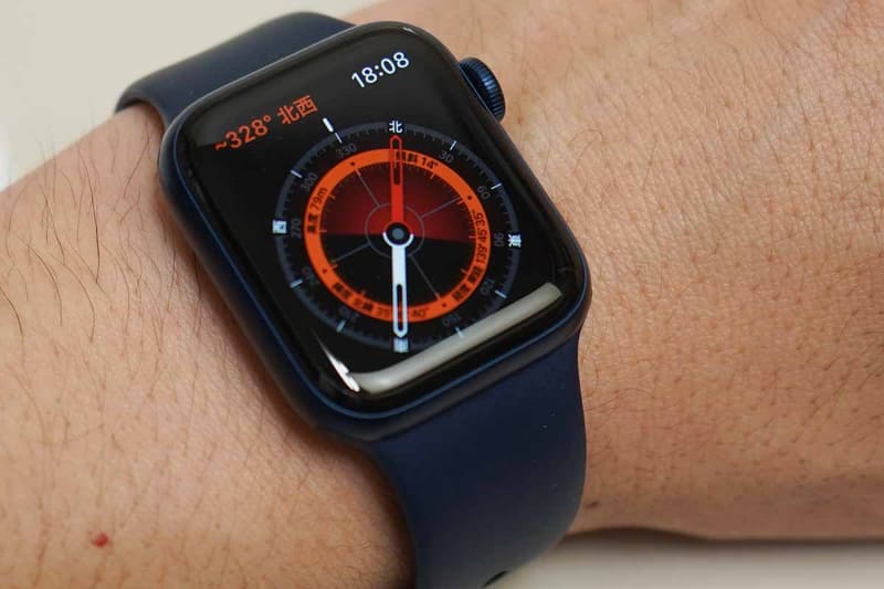 コンパスとともに「高度計」が追加