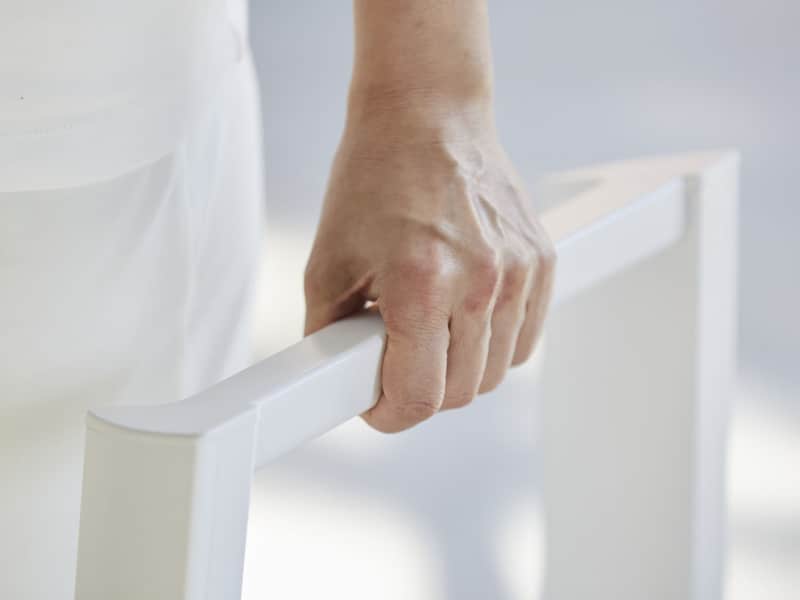 本体上部に突き出た部分はハンドル