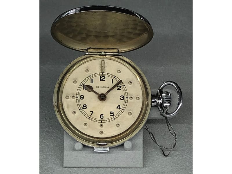 1939年 提時計タイプの触読時計