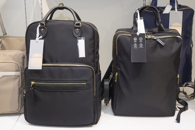 左が大きいタイプのリモフィス