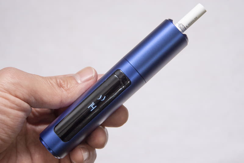 タバコスティックを入れる