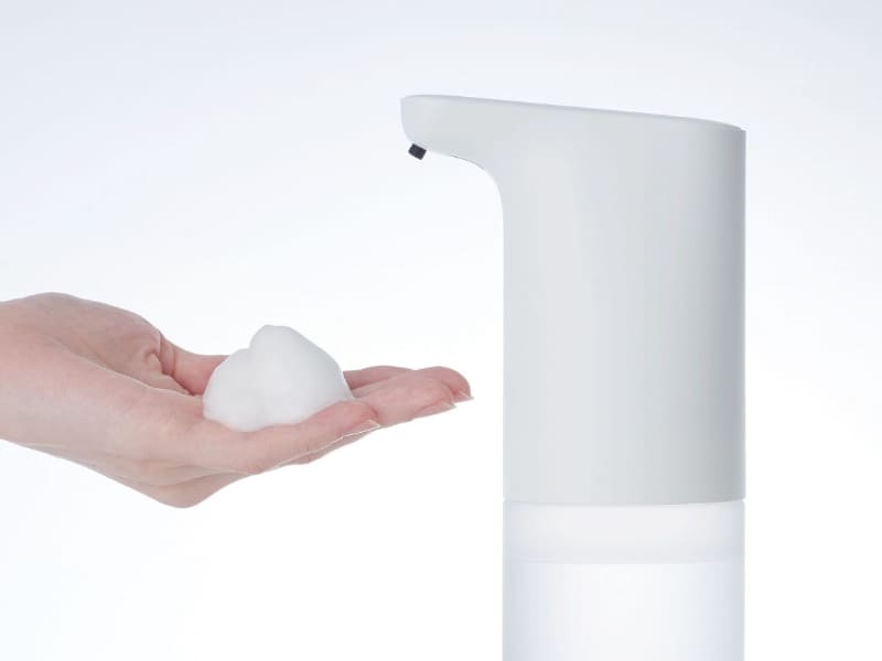 手をかざすと0.3秒で噴射