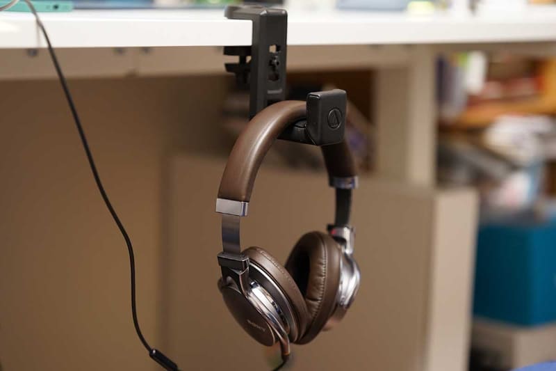 AT-HPH300でヘッドフォンをかけたところ